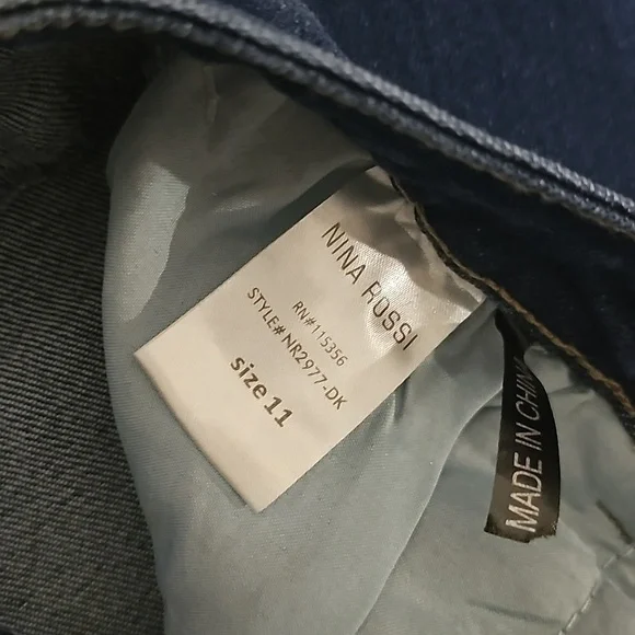 Nina Rossi Distressed High Rise Flare Jeans Size 11 NWT - Picture 5 of 6